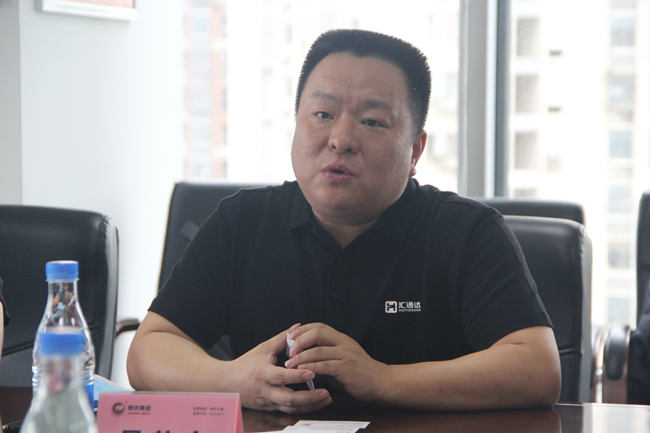 熟妇丰满多毛的大隂户