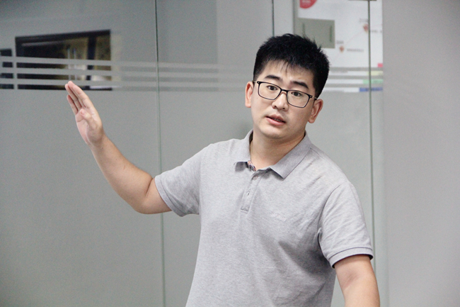 熟妇丰满多毛的大隂户