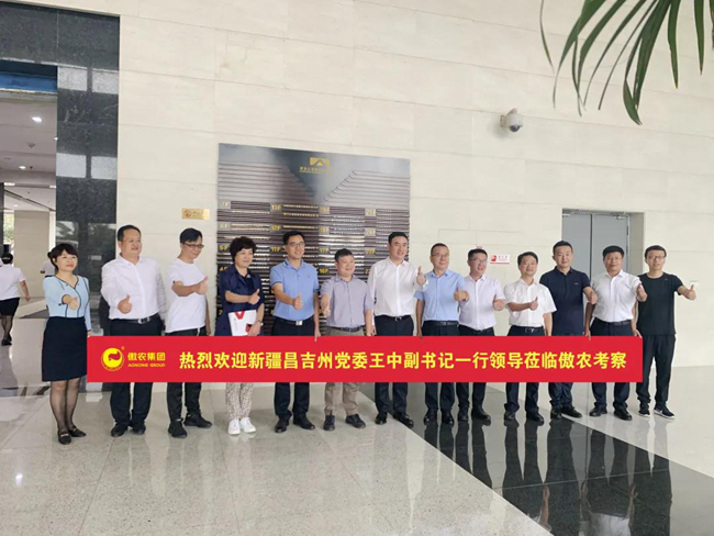 熟妇丰满多毛的大隂户