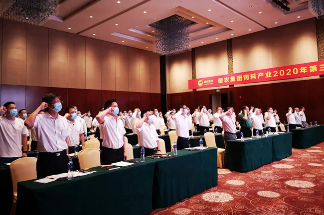 熟妇丰满多毛的大隂户