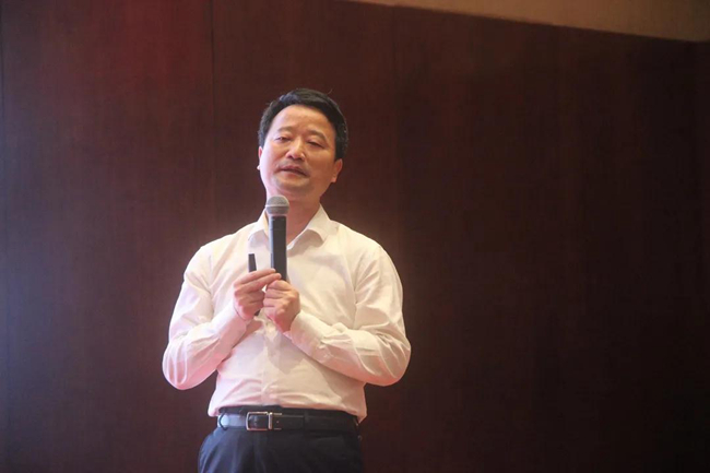 熟妇丰满多毛的大隂户