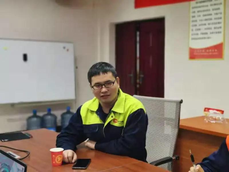 熟妇丰满多毛的大隂户