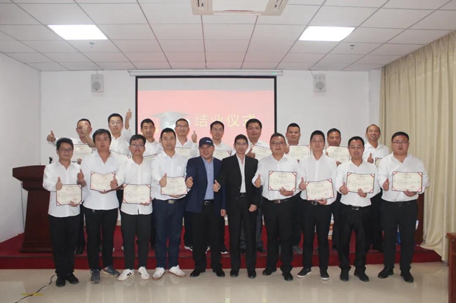 熟妇丰满多毛的大隂户