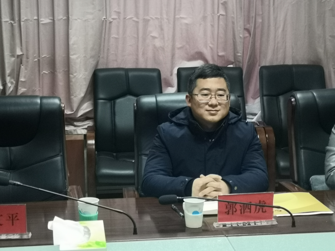 熟妇丰满多毛的大隂户