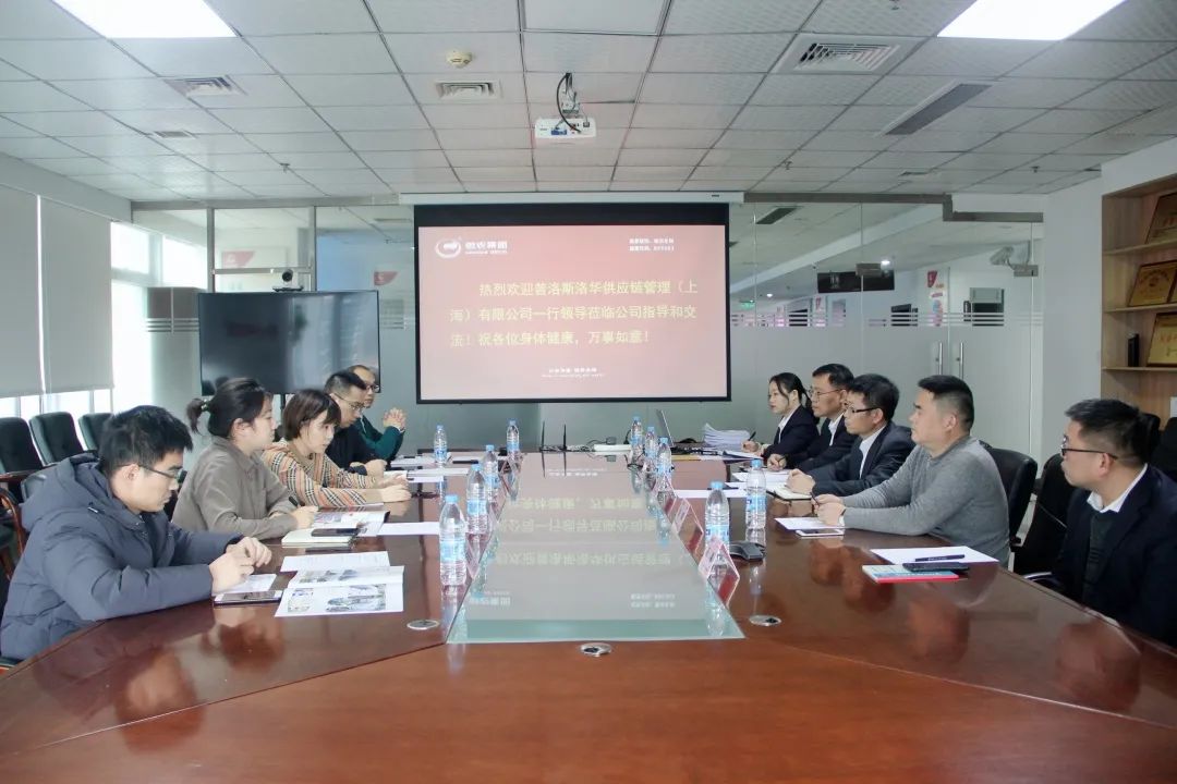 熟妇丰满多毛的大隂户