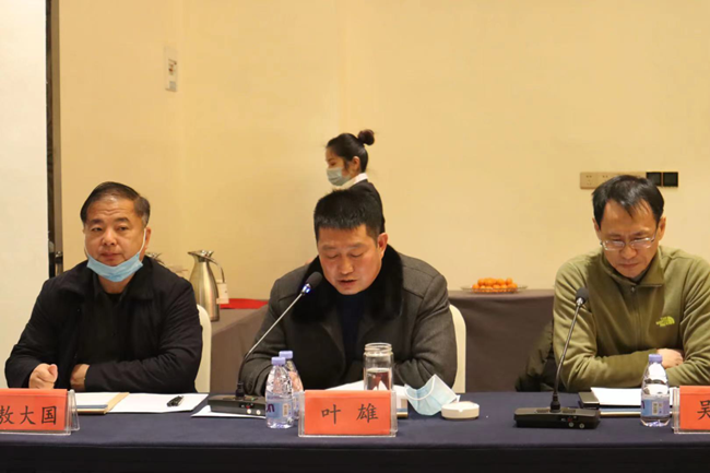 熟妇丰满多毛的大隂户