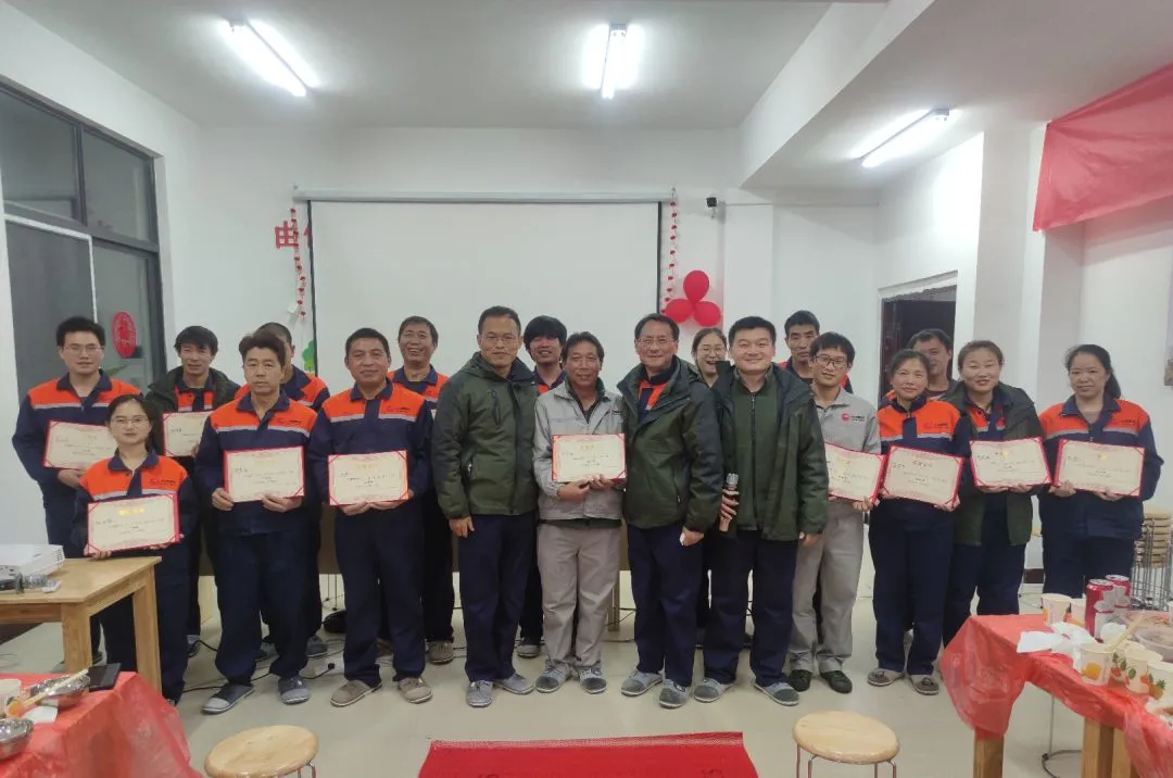 熟妇丰满多毛的大隂户