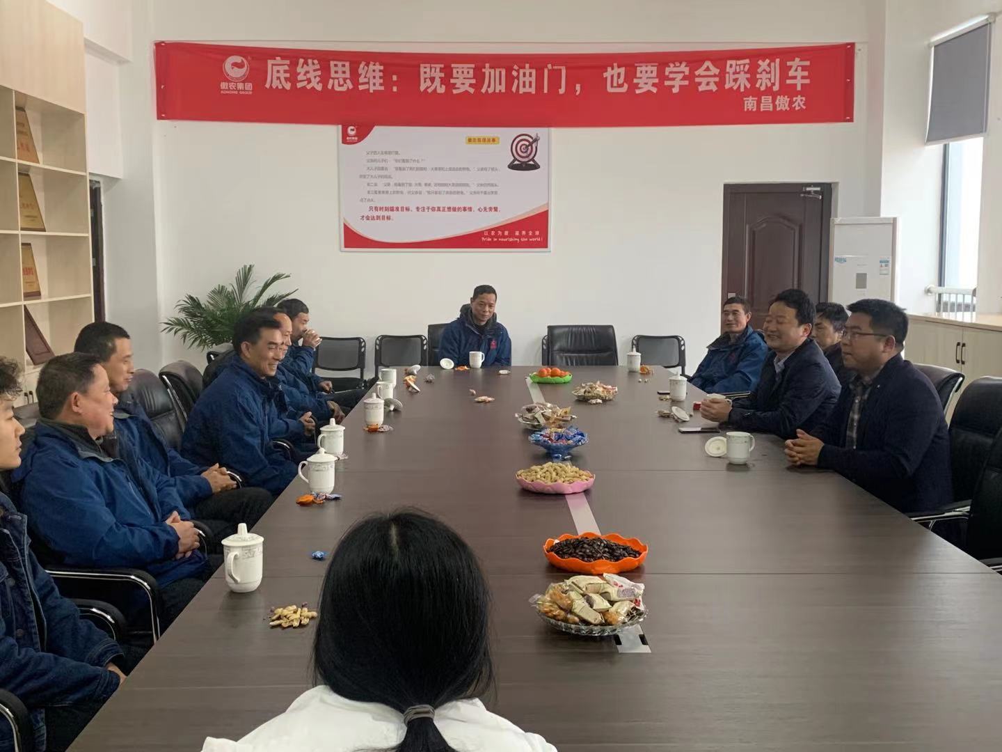 熟妇丰满多毛的大隂户