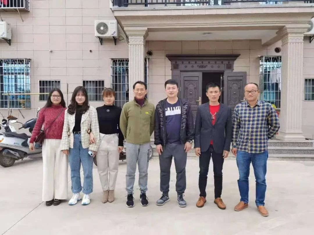 熟妇丰满多毛的大隂户