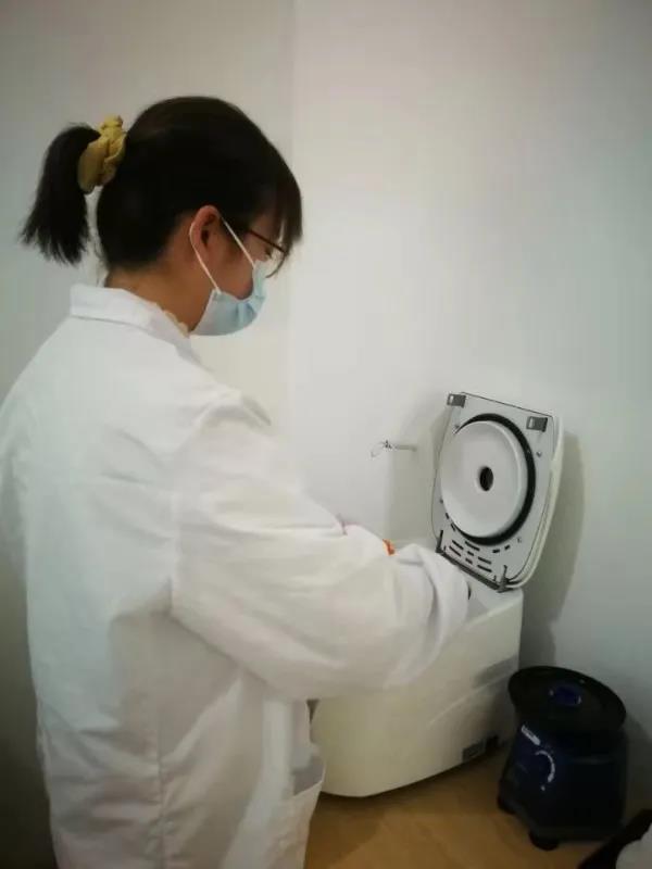 熟妇丰满多毛的大隂户