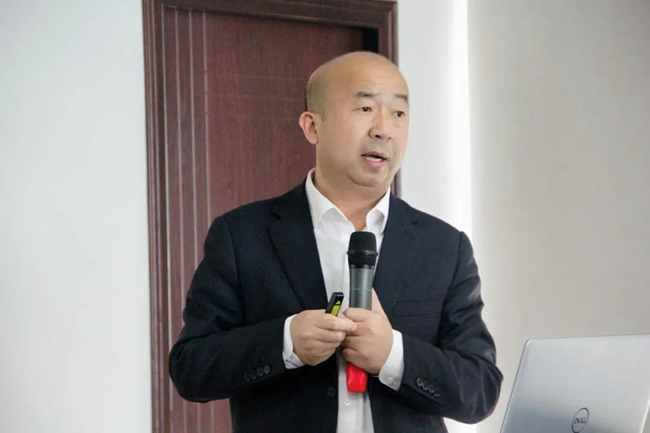 熟妇丰满多毛的大隂户