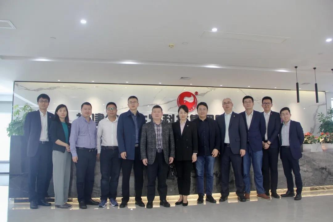 熟妇丰满多毛的大隂户