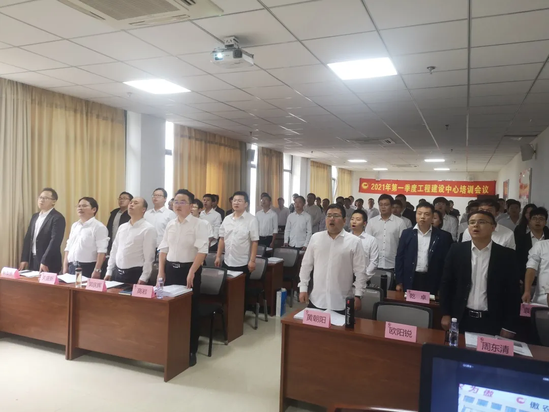 熟妇丰满多毛的大隂户