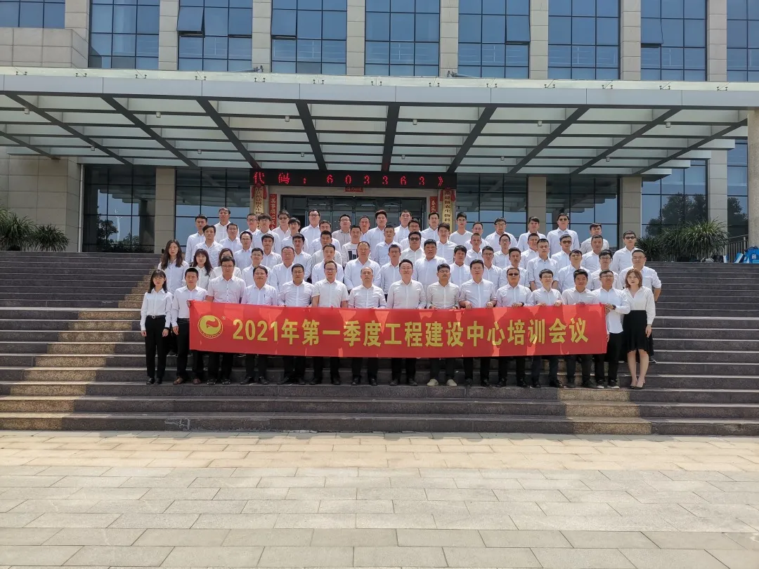 熟妇丰满多毛的大隂户