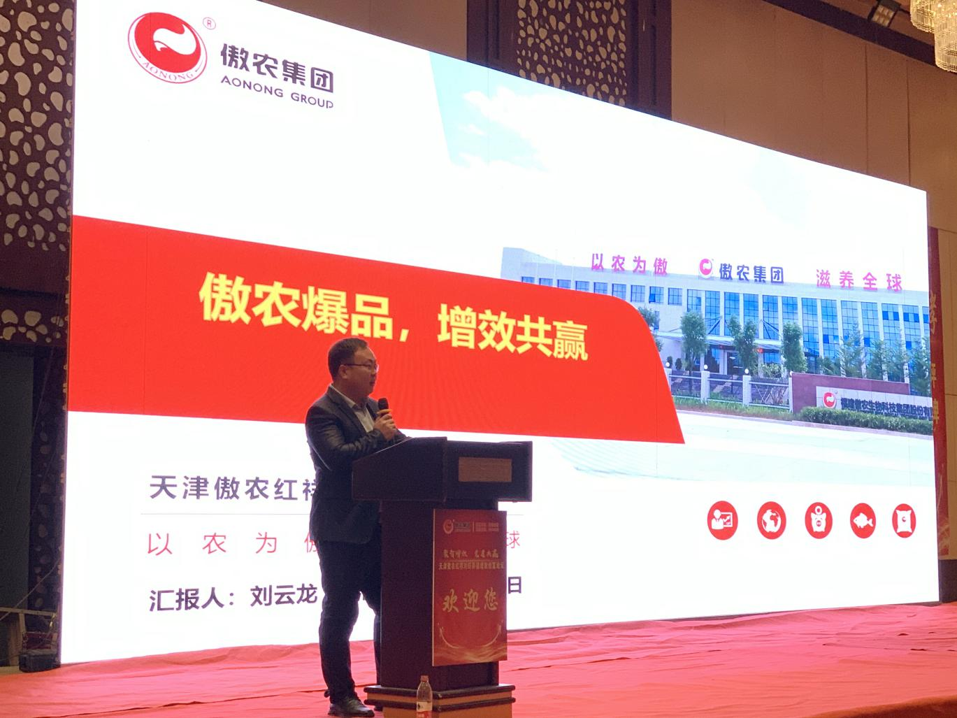 熟妇丰满多毛的大隂户