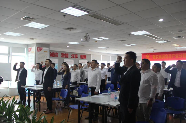 熟妇丰满多毛的大隂户