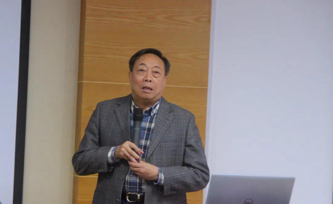 熟妇丰满多毛的大隂户