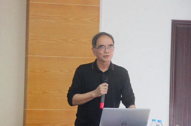 熟妇丰满多毛的大隂户