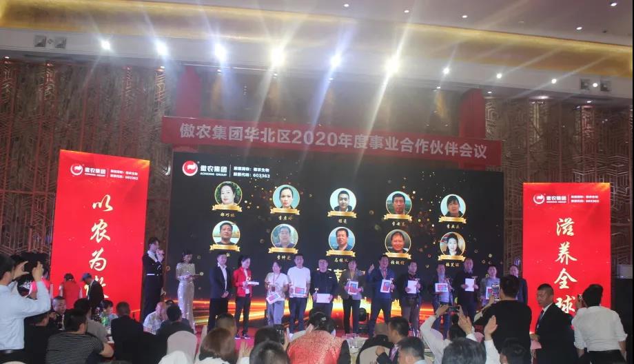 熟妇丰满多毛的大隂户