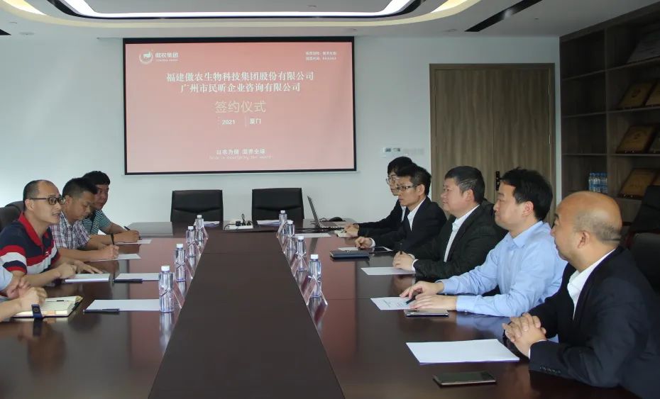 熟妇丰满多毛的大隂户