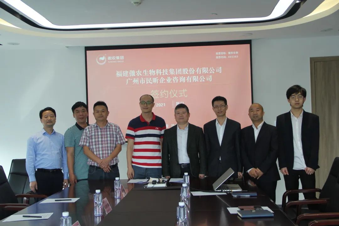 熟妇丰满多毛的大隂户