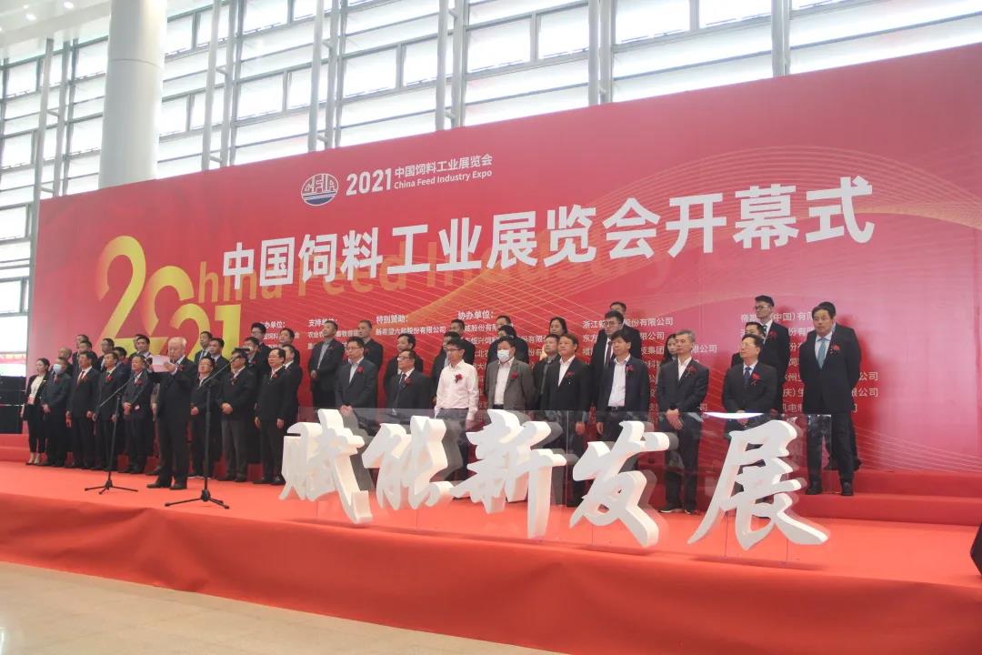 熟妇丰满多毛的大隂户