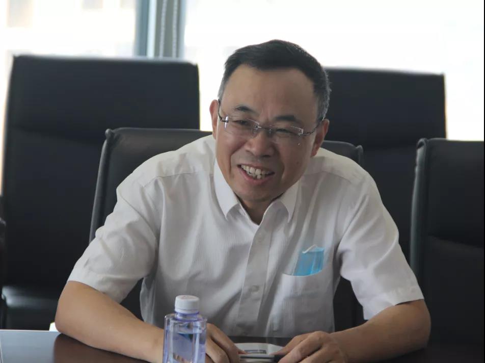 熟妇丰满多毛的大隂户