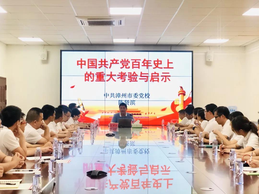 熟妇丰满多毛的大隂户