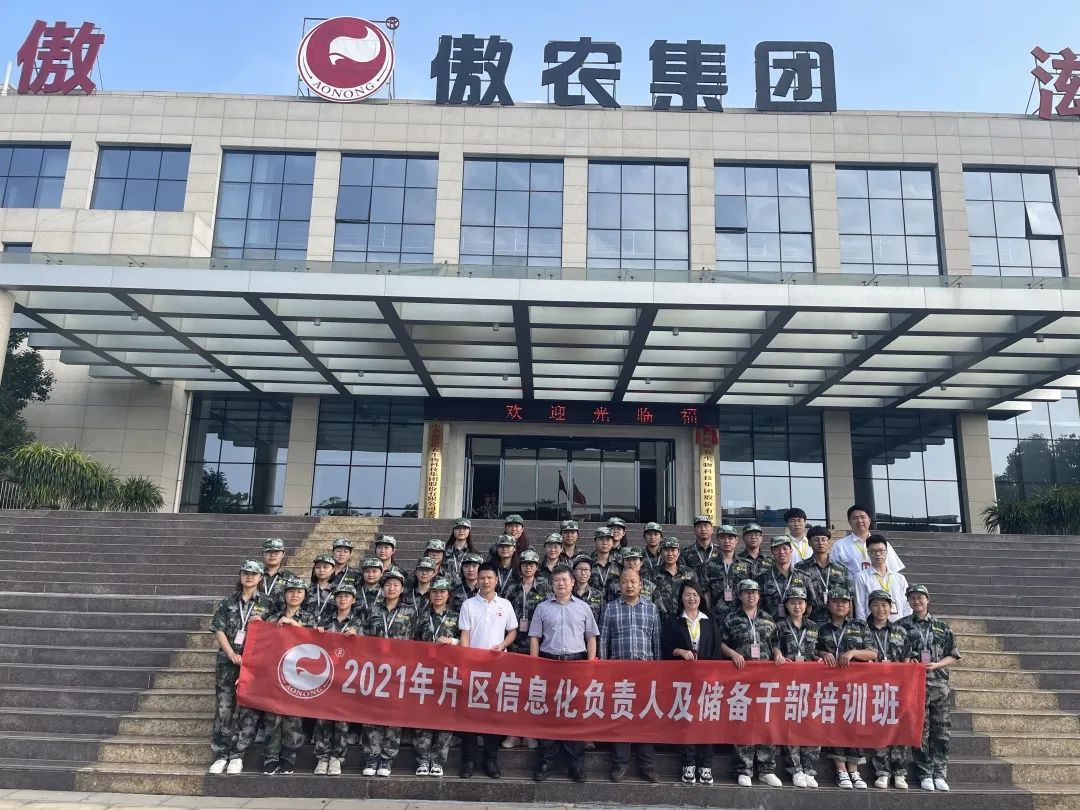 熟妇丰满多毛的大隂户