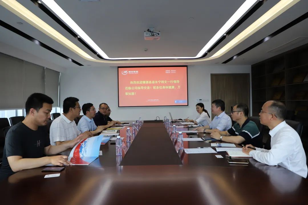 熟妇丰满多毛的大隂户