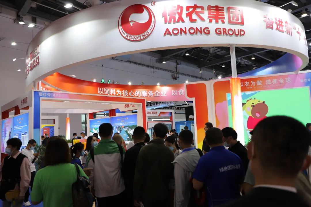 熟妇丰满多毛的大隂户