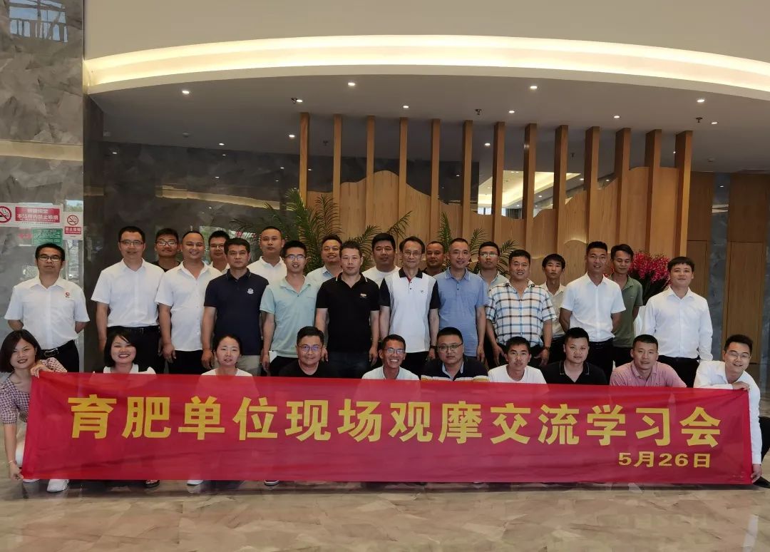 熟妇丰满多毛的大隂户