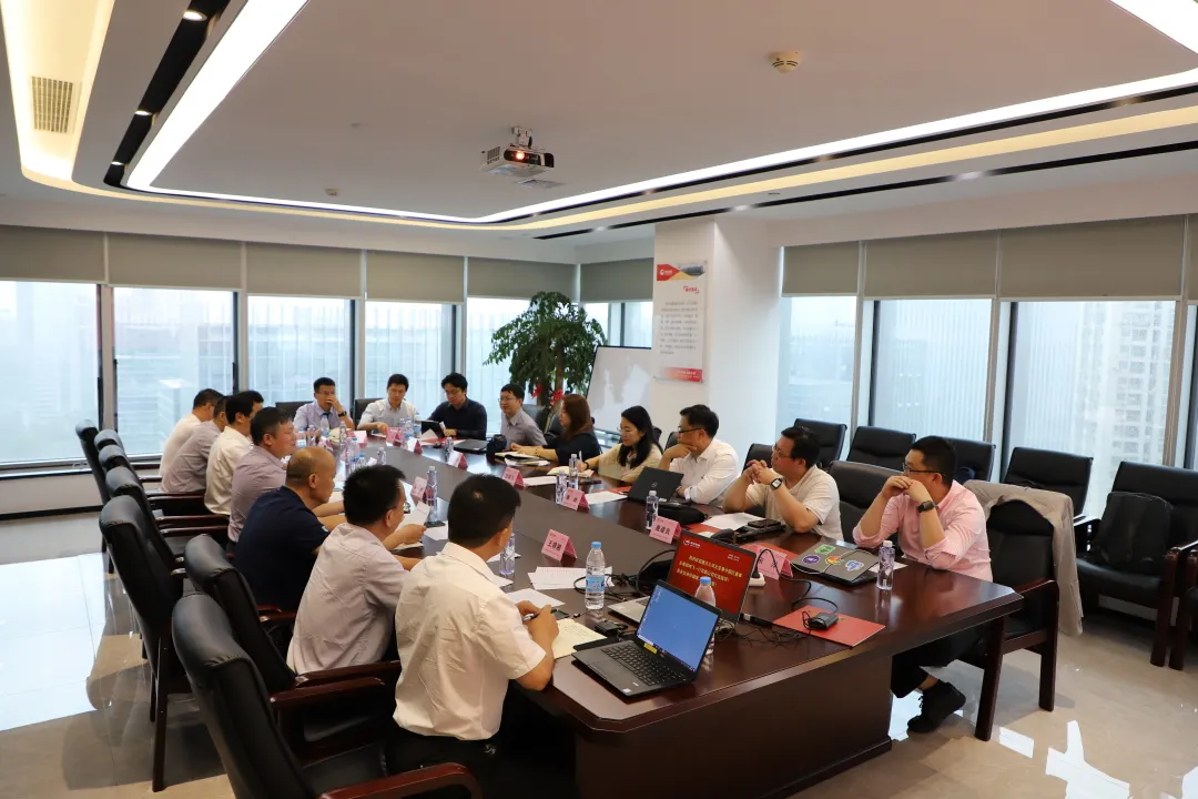 熟妇丰满多毛的大隂户