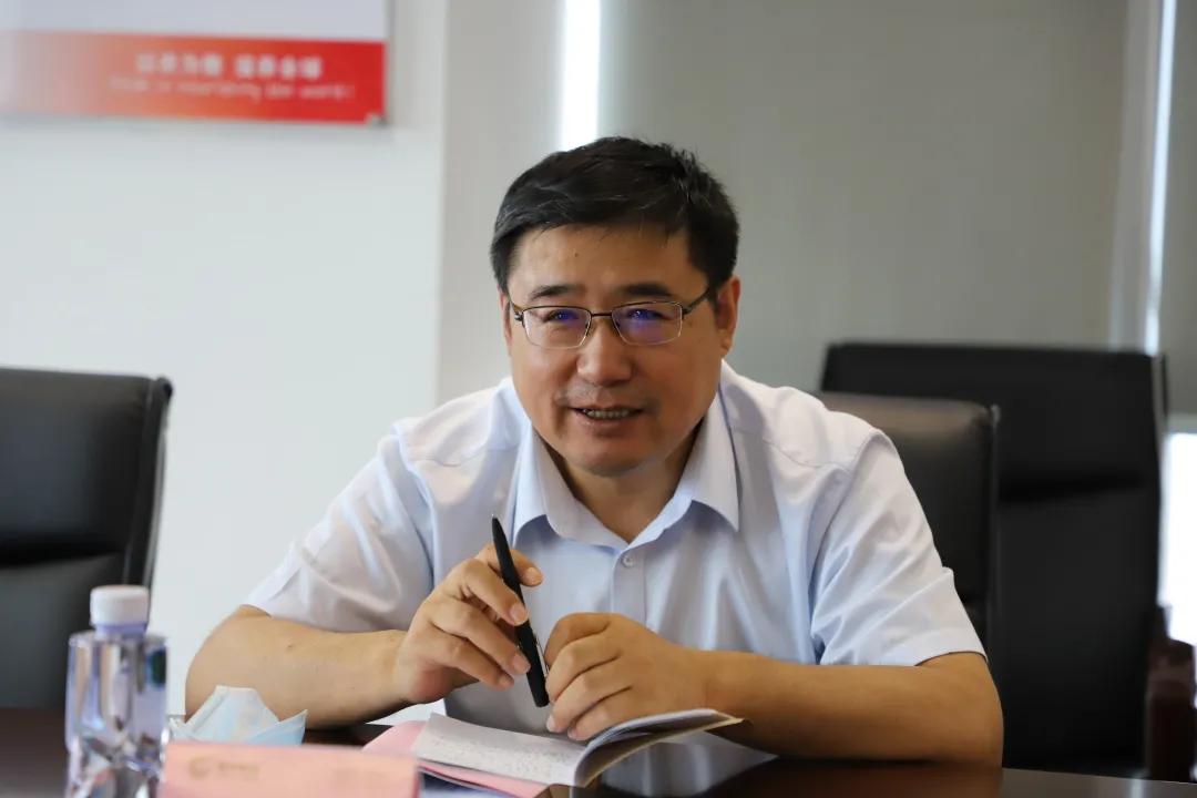 熟妇丰满多毛的大隂户