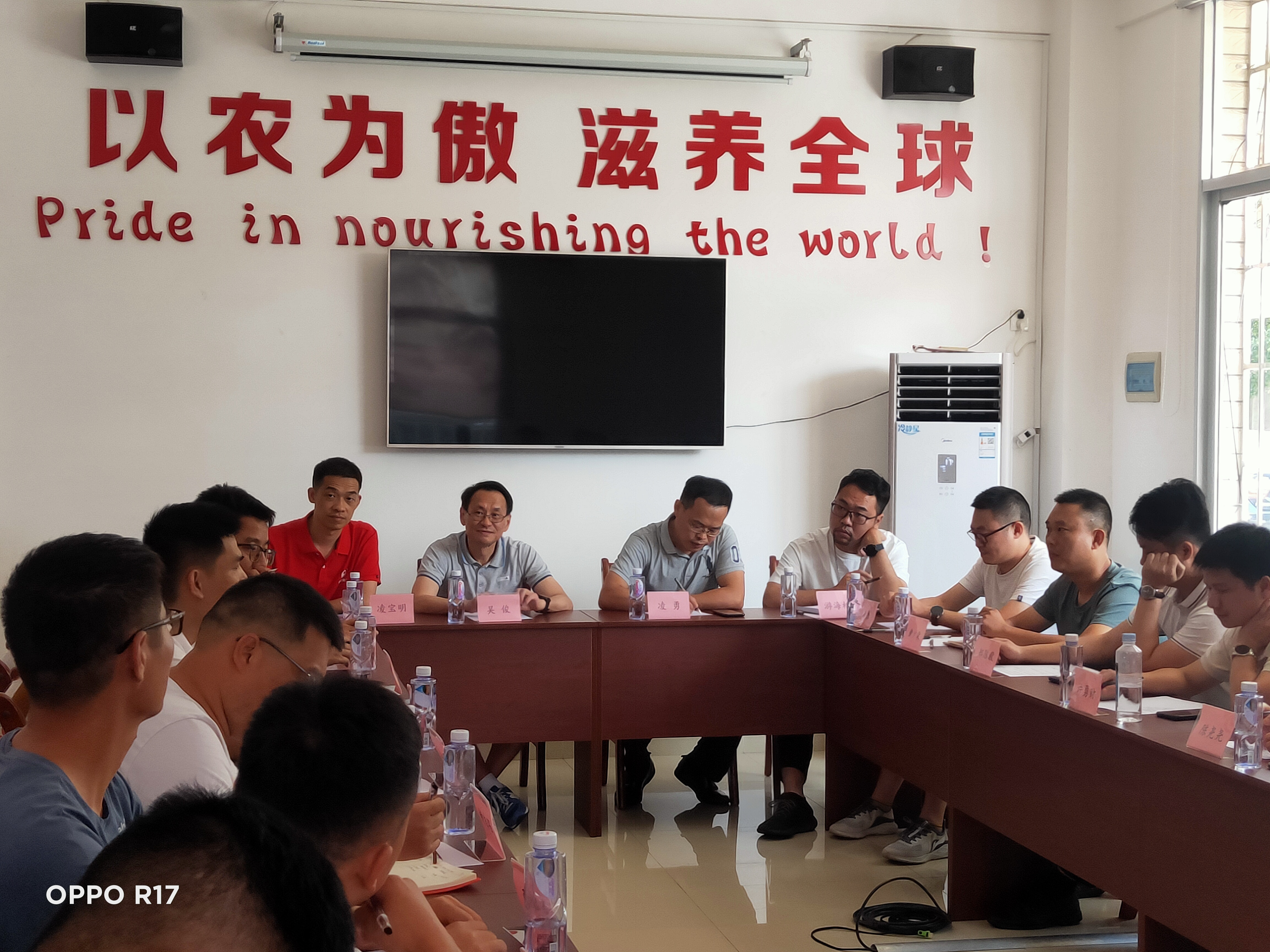 熟妇丰满多毛的大隂户