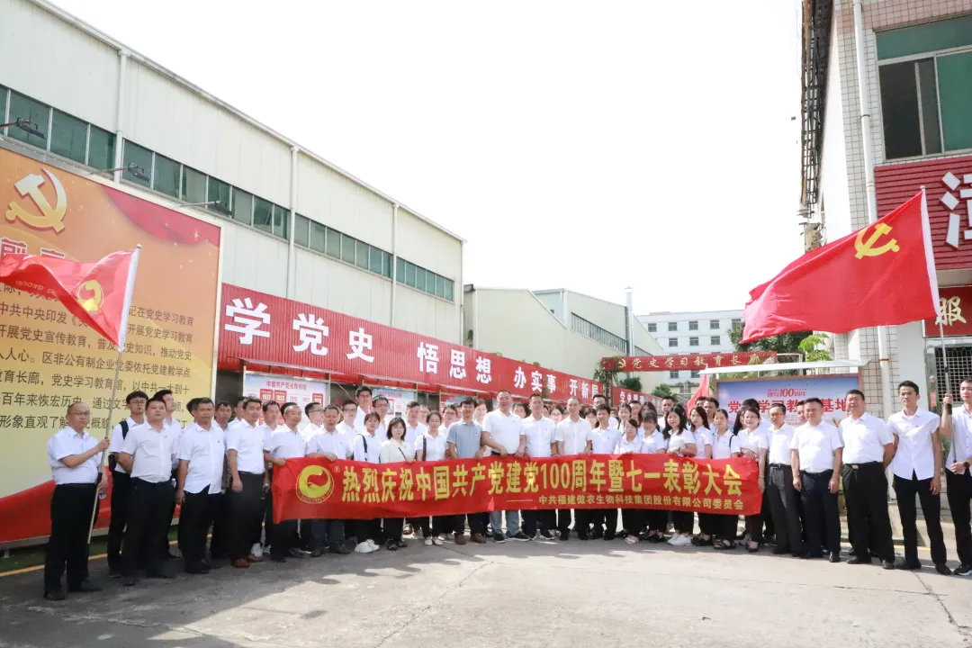 熟妇丰满多毛的大隂户