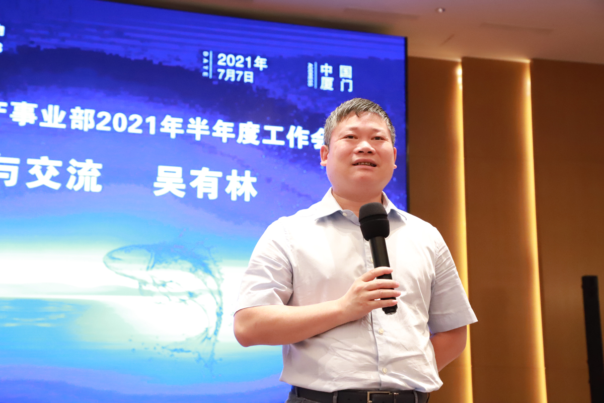 熟妇丰满多毛的大隂户