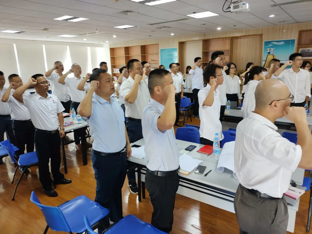 熟妇丰满多毛的大隂户