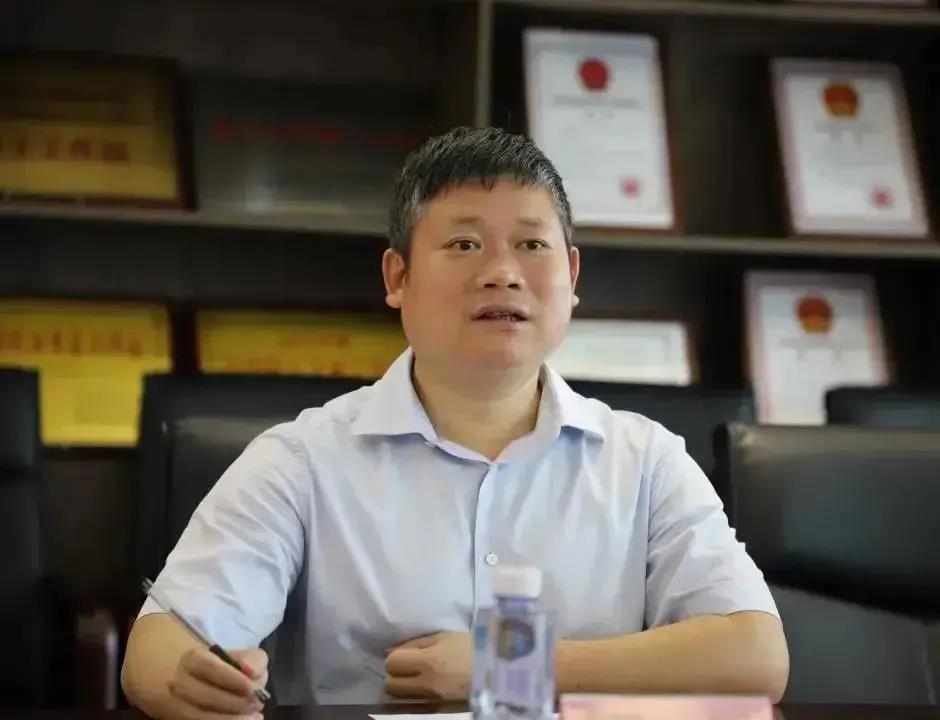 熟妇丰满多毛的大隂户