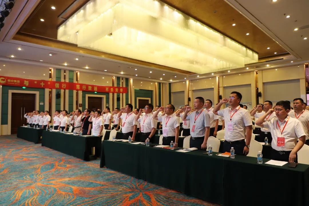 熟妇丰满多毛的大隂户