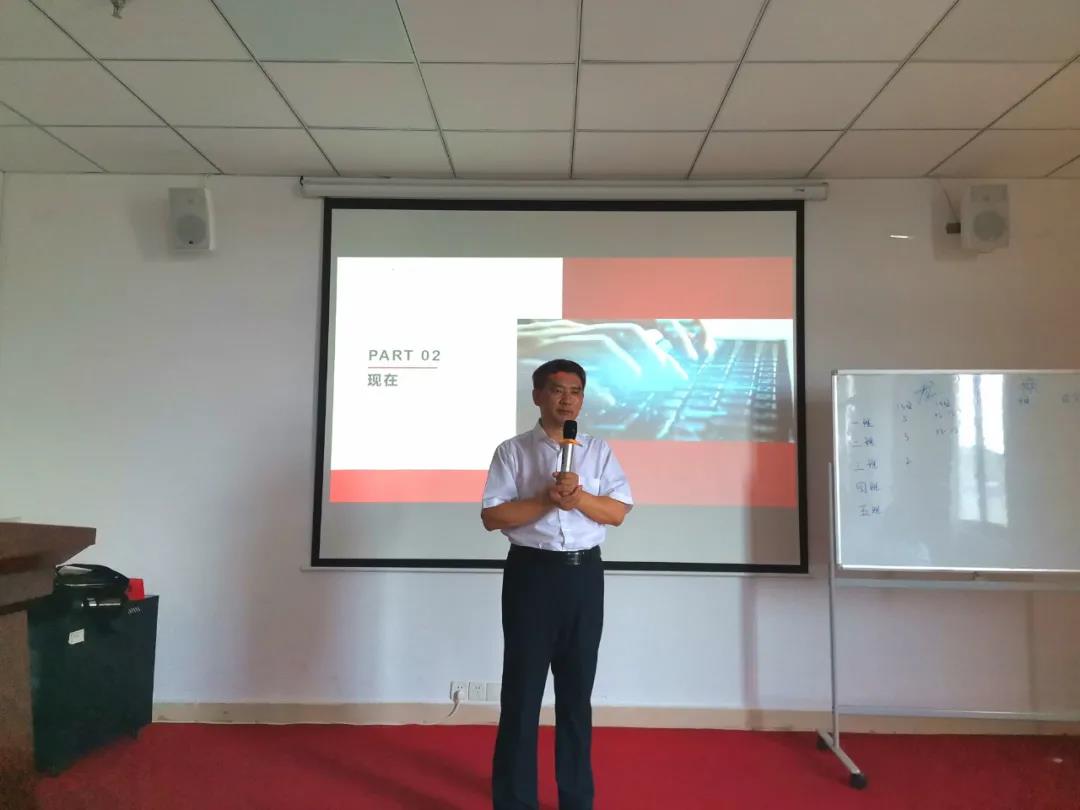 熟妇丰满多毛的大隂户