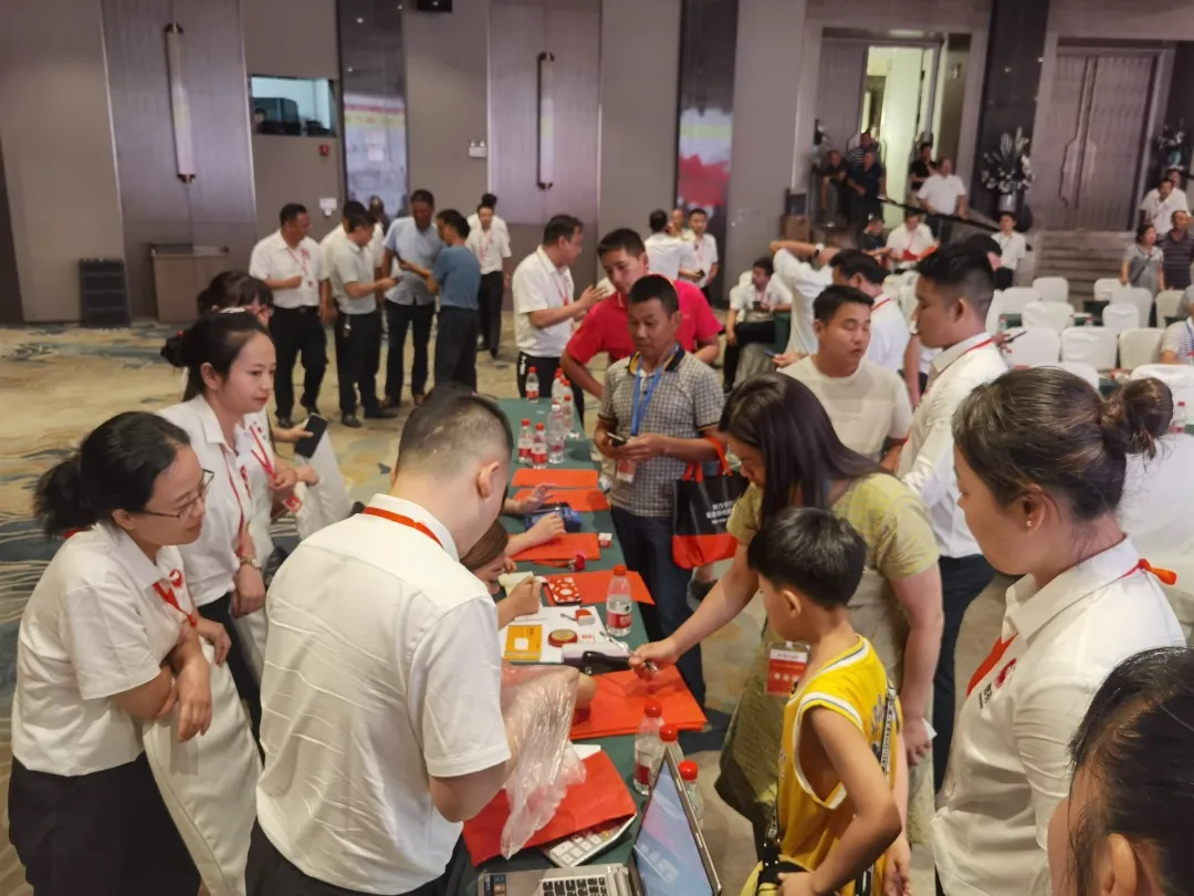 熟妇丰满多毛的大隂户