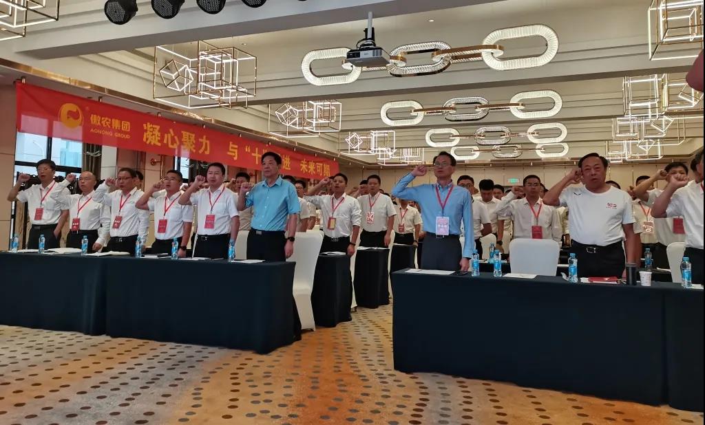 熟妇丰满多毛的大隂户