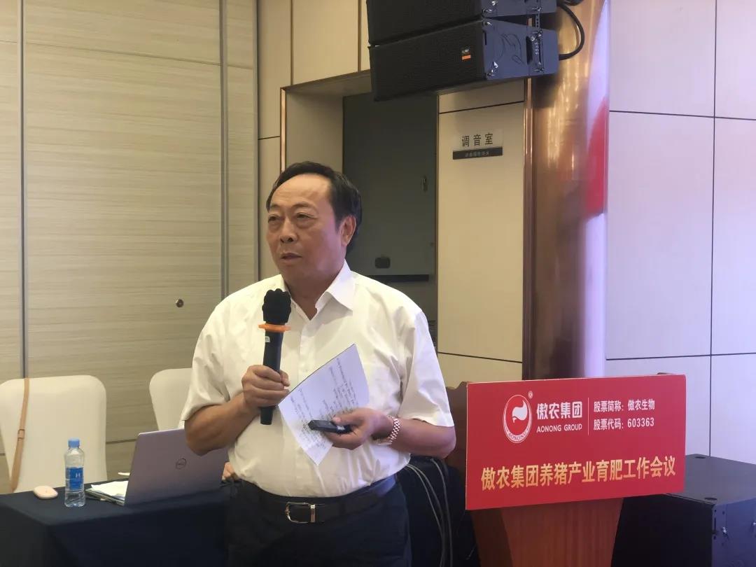 熟妇丰满多毛的大隂户