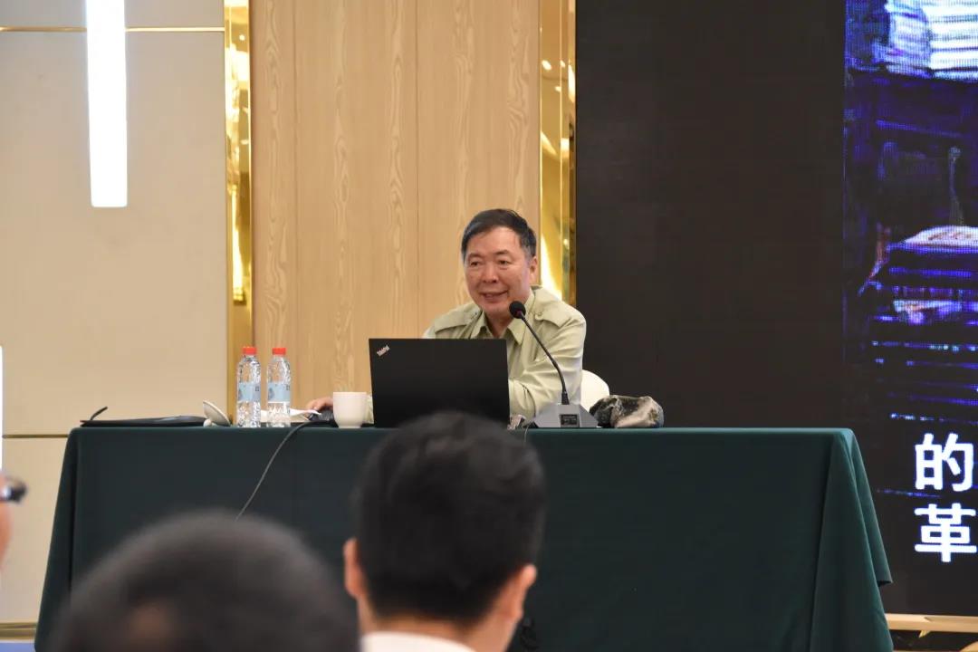 熟妇丰满多毛的大隂户