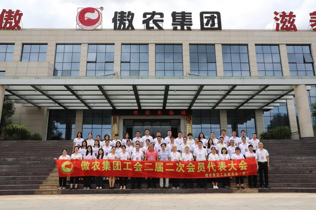 熟妇丰满多毛的大隂户