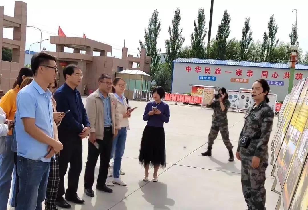 熟妇丰满多毛的大隂户