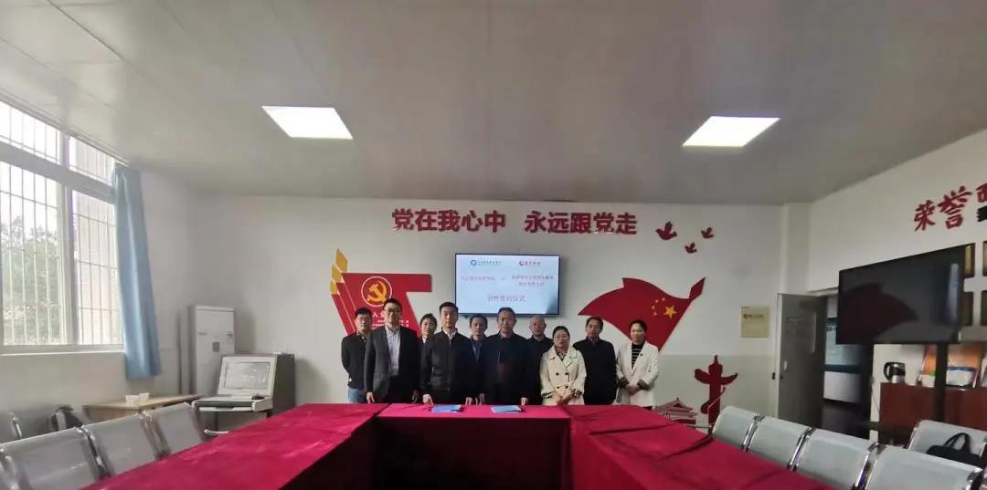 熟妇丰满多毛的大隂户