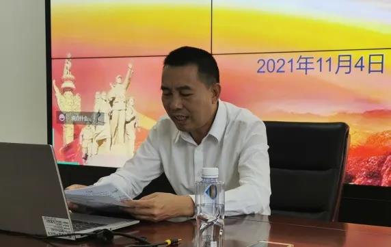 熟妇丰满多毛的大隂户
