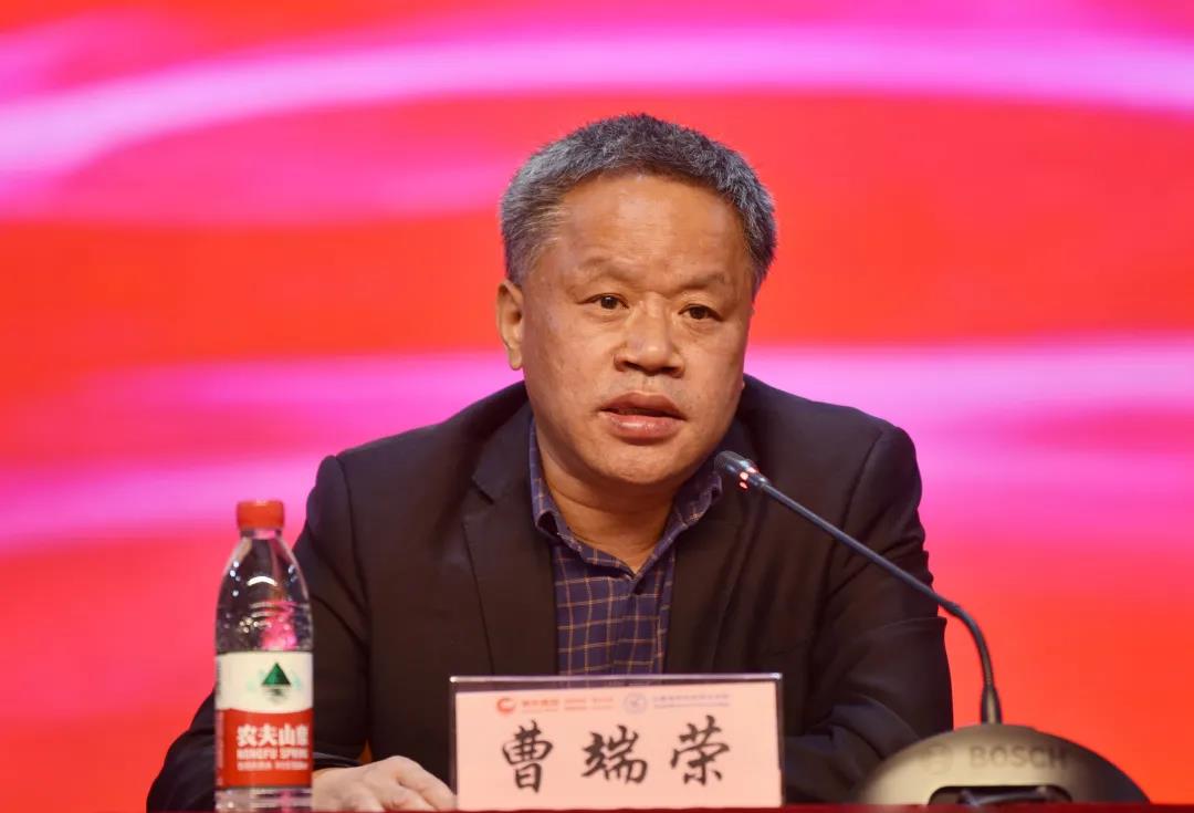 熟妇丰满多毛的大隂户